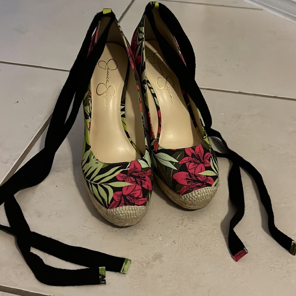 Jessica Simpson Wedges - Picture 3 of 11